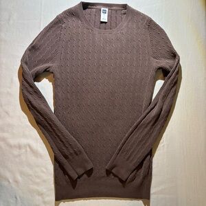 Vintage GAP Women’s Brown Cable Knit Crewneck Sweater